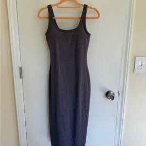 Vuori Pose Essential Dress in Sawyer Heather XS